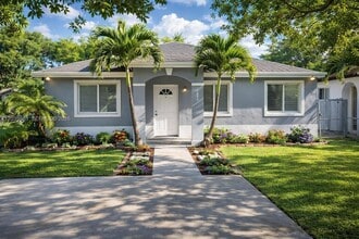 Building Photo - 10250 SW 173rd Terrace