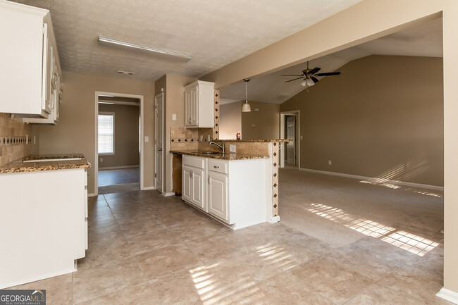 Building Photo - 11779 Spring Lake Way