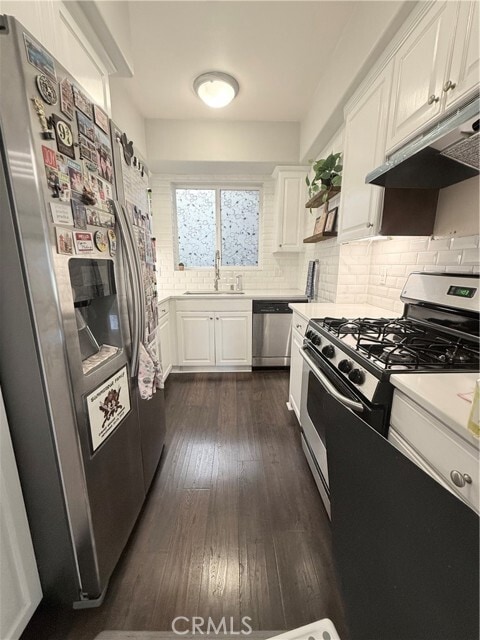 Building Photo - 3401 S Bentley Ave