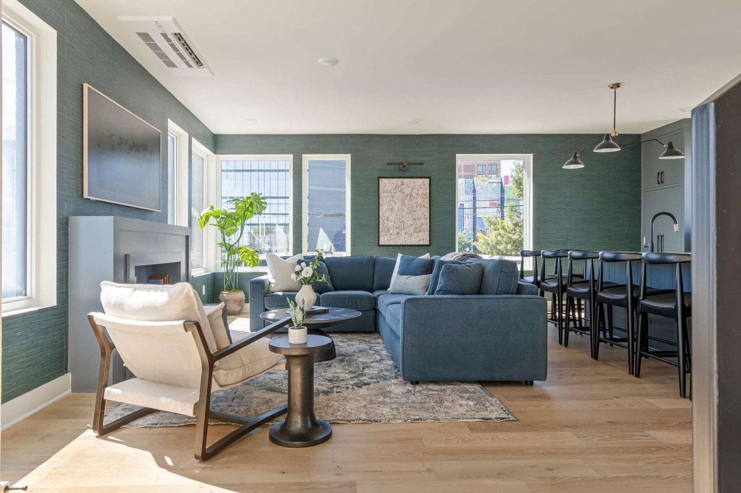 Building Photo - 1117 3rd Ave S