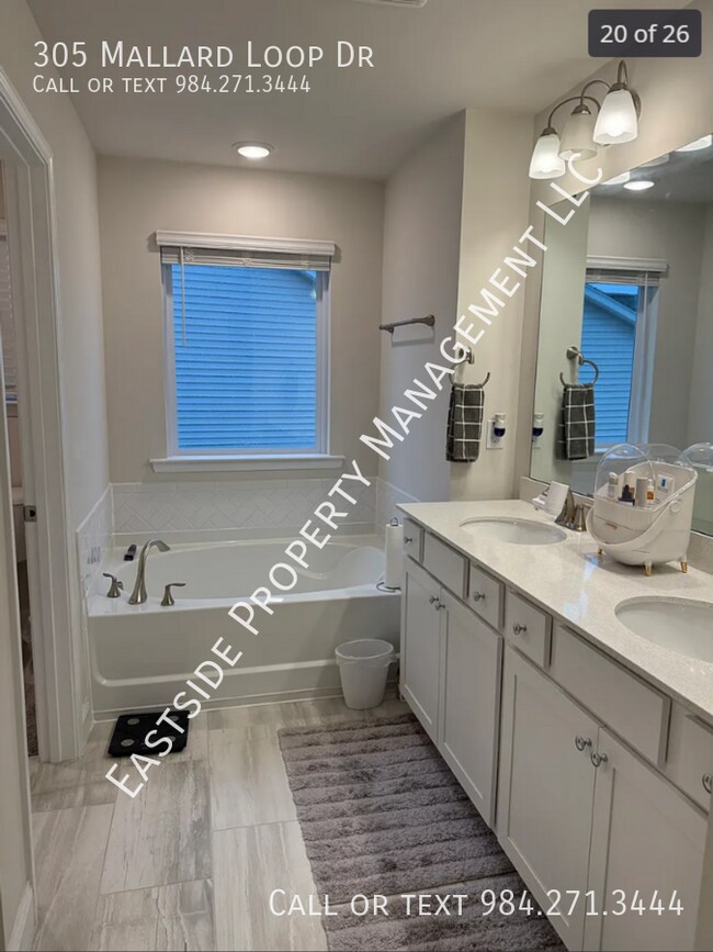 Building Photo - 305 Mallard Lp Dr