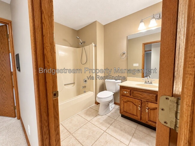 Building Photo - 7205 Forest Brook Blvd