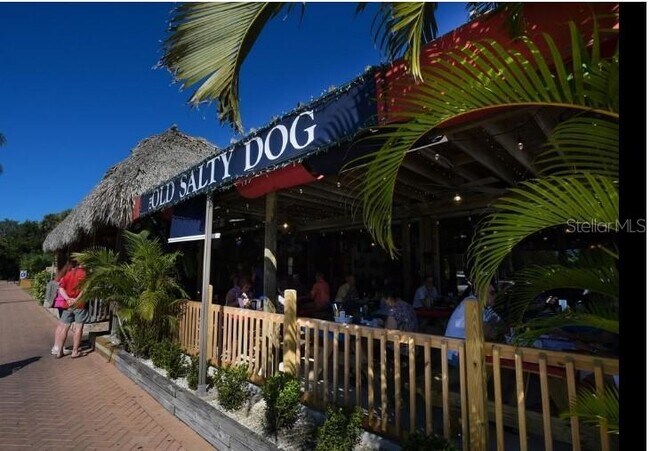 Building Photo - 5247 Carmilfra Dr