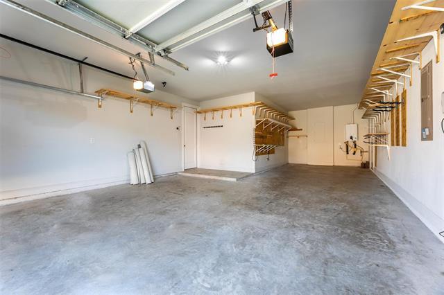 Building Photo - 128 Birdcall Ln