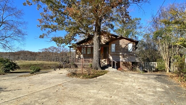 Building Photo - 132 Highway 3033