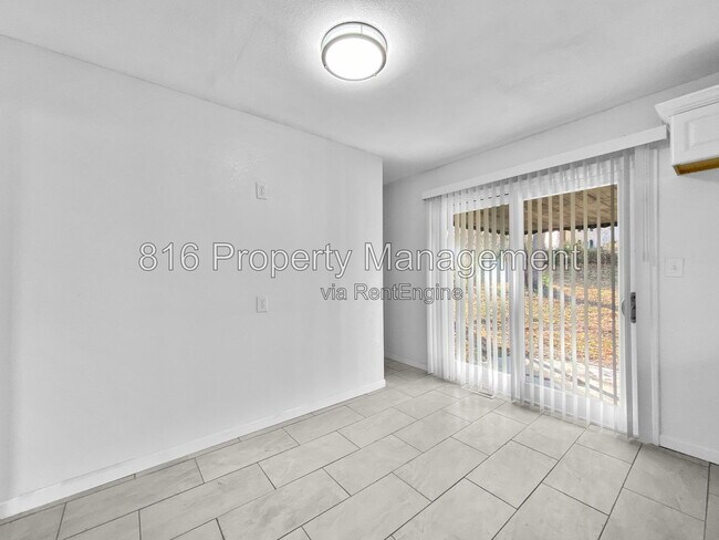 Building Photo - 16007 East 35th St S