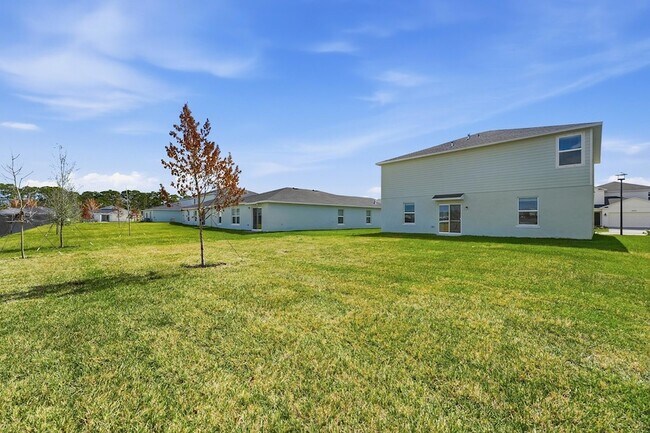 Building Photo - 10739 NW Moon Rise Ln