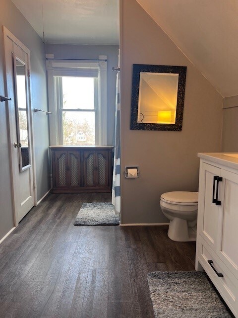 Building Photo - 317 Lake Ave