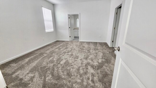 Primary Suite - 1427 Brentwood Dr