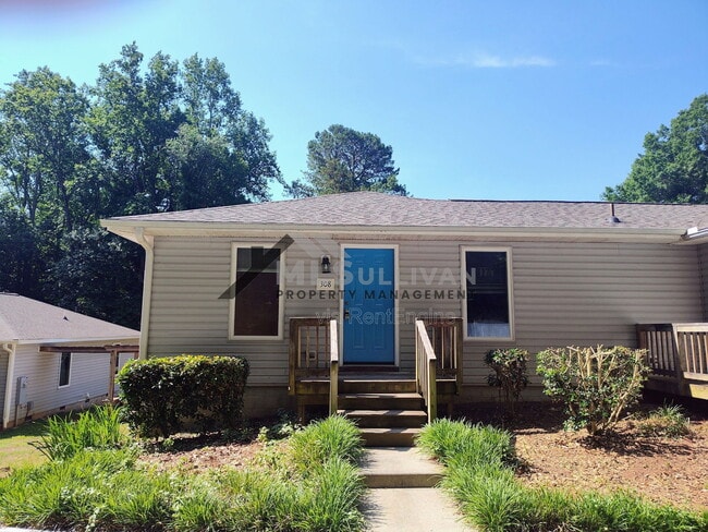 Building Photo - 308 Lakeshore Dr