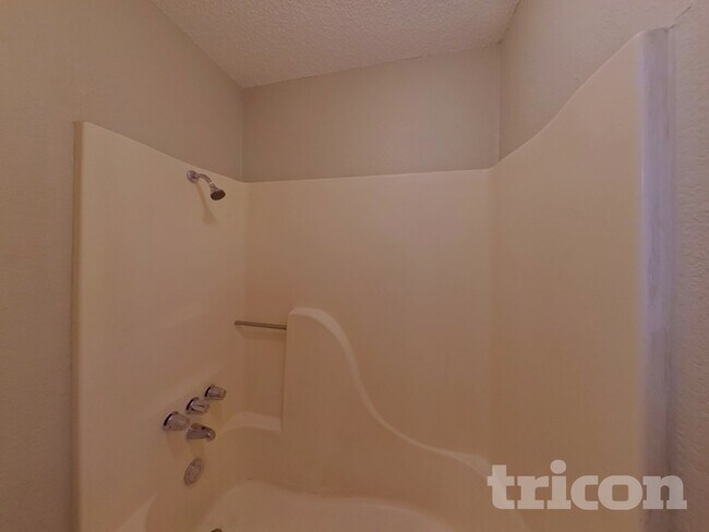 Building Photo - 6056 Birchhill Rd