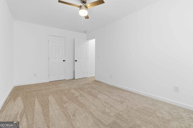 Building Photo - 6938 Shadow Ridge Ln