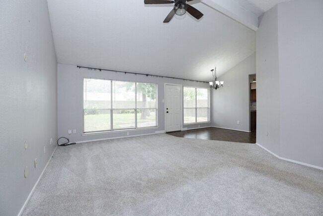 Building Photo - 4623 Whispering Rock Ln