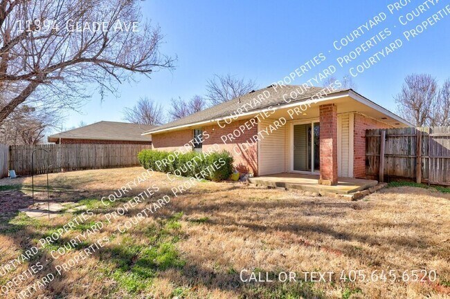 Building Photo - 11394 Glade Ave