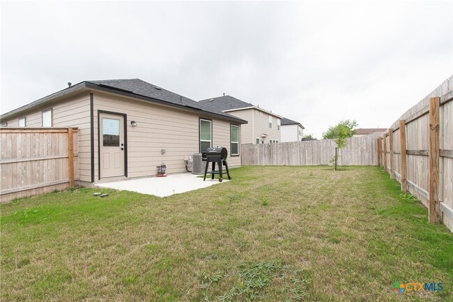 Building Photo - 4927 Park Lgt