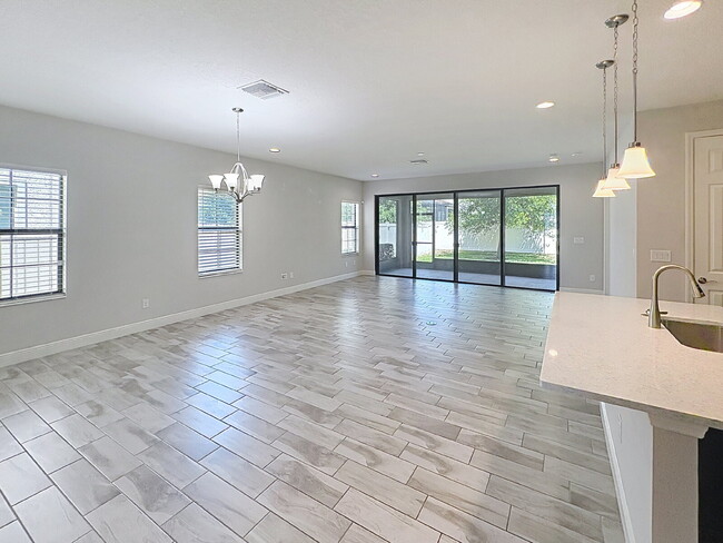 Building Photo - 11220 Fish Eagle Dr