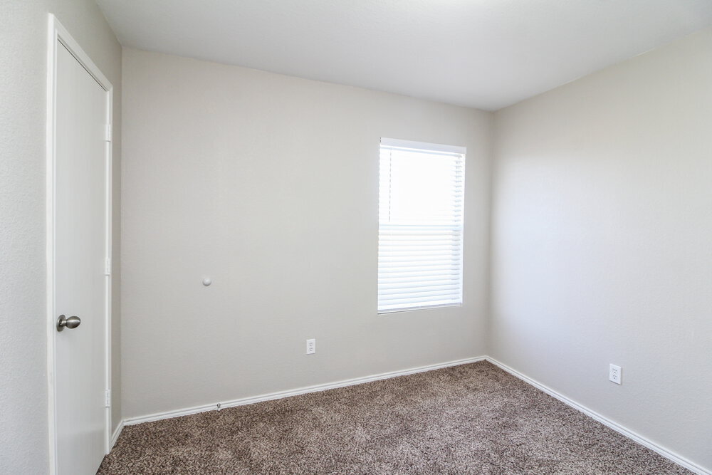 Building Photo - 1329 Castle Ridge Rd