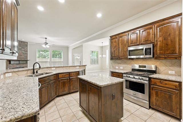 Building Photo - 3018 Fairland Dr