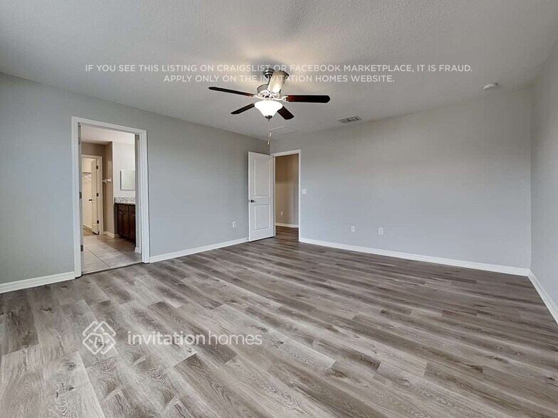 Building Photo - 205 English Heritage Pl