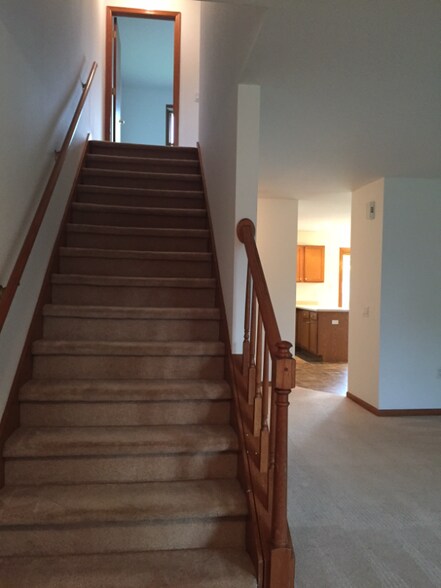 Building Photo - 6601 Radford Dr