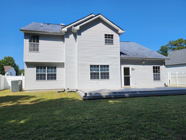 Building Photo - 276 Weatherford Way