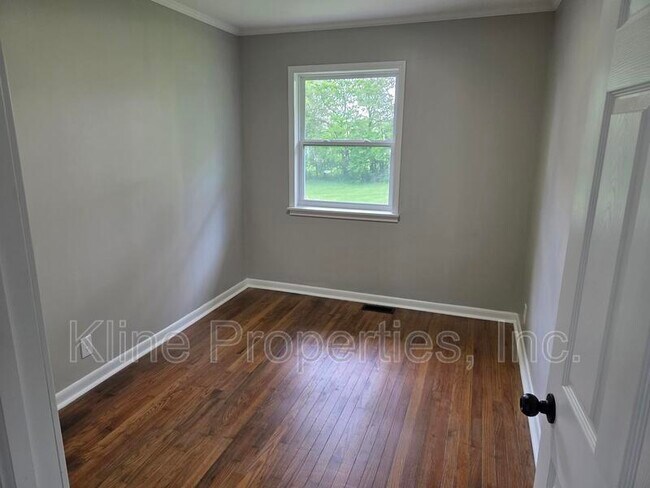 Building Photo - 1750 Bade Rd