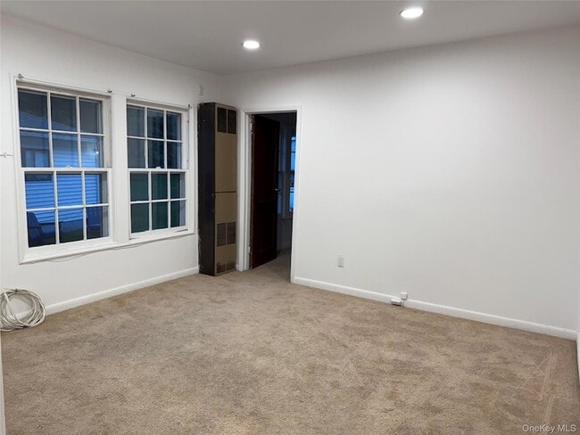 Building Photo - 24 Quartz Ln