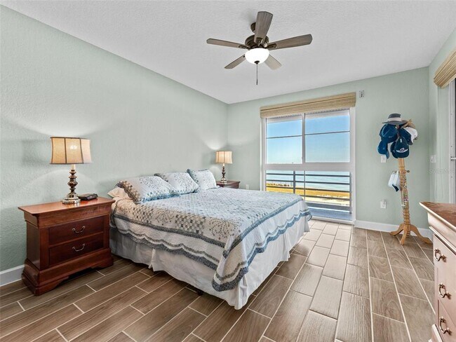 Building Photo - 4953 Bacopa Ln S