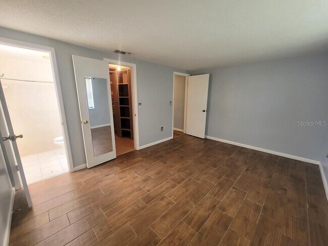 Building Photo - 3702 Sail Dr