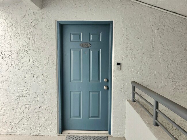 Building Photo - 641 Lyons Rd