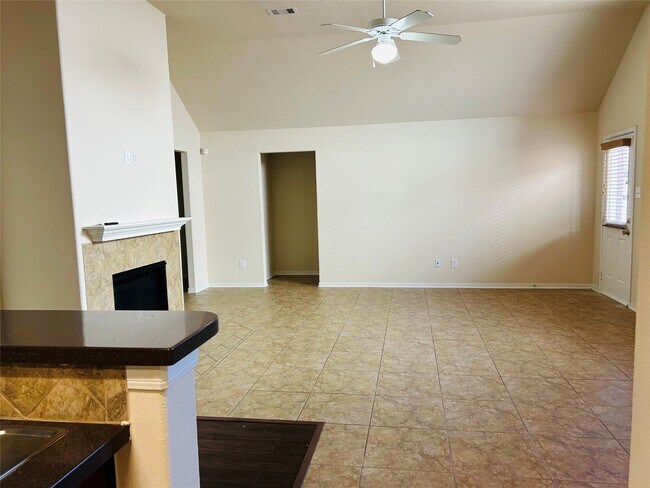 Building Photo - 19318 Brook Village Rd