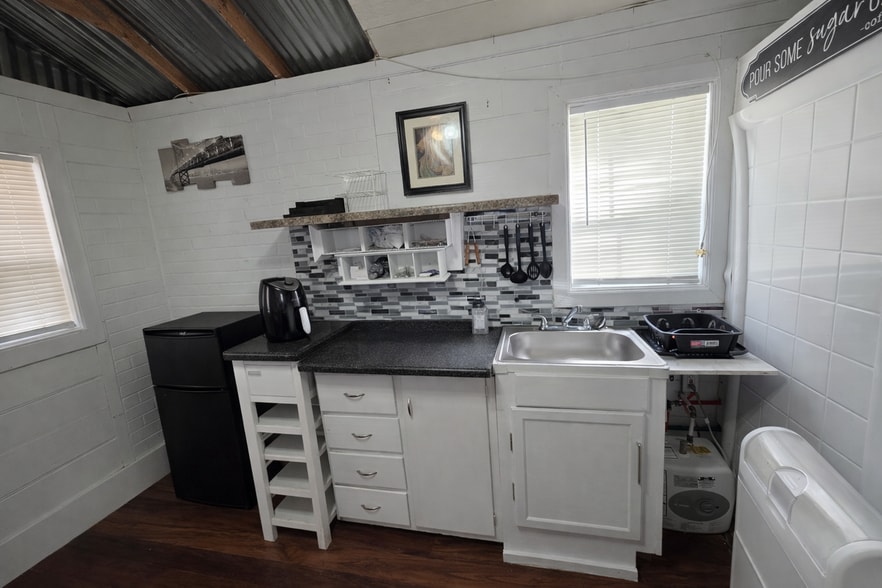 Building Photo - 2298 Tilson Cir