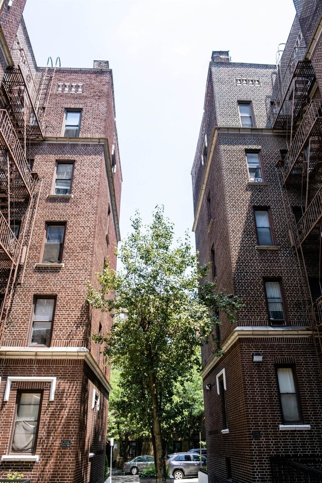 Building Photo - 277 Harrison Ave