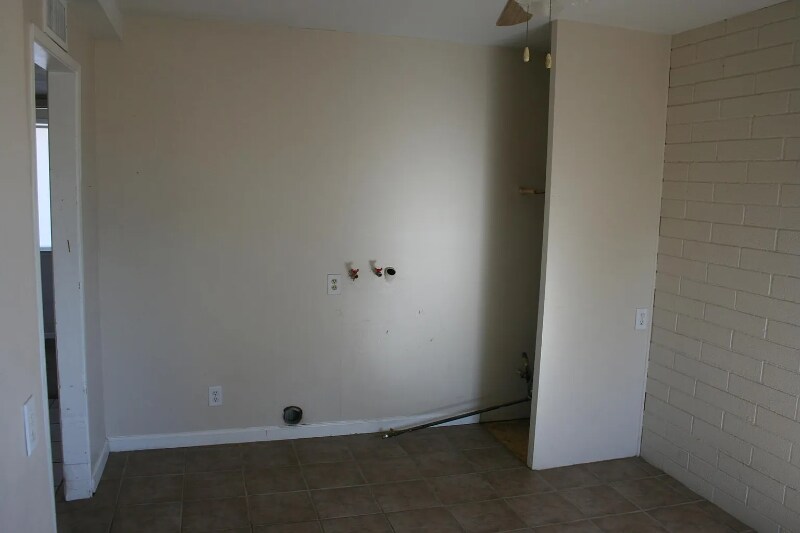 Building Photo - 21049 Ocotillo Way