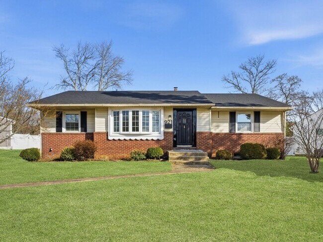 Building Photo - Charming Renovated 4-Bedroom Rental with Spacious Backyard & Bonus Basement Space in Somerdale