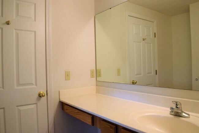 Building Photo - 318 Carmel Valley Way