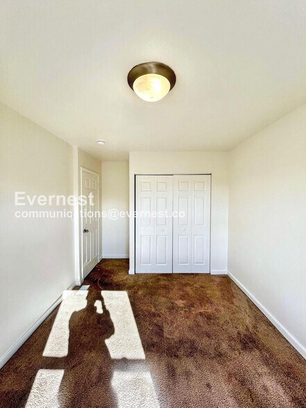 Building Photo - 3530 E Richmond Rd