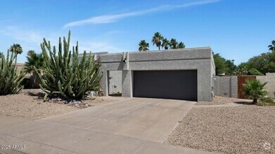 Building Photo - 6614 E Kelton Ln