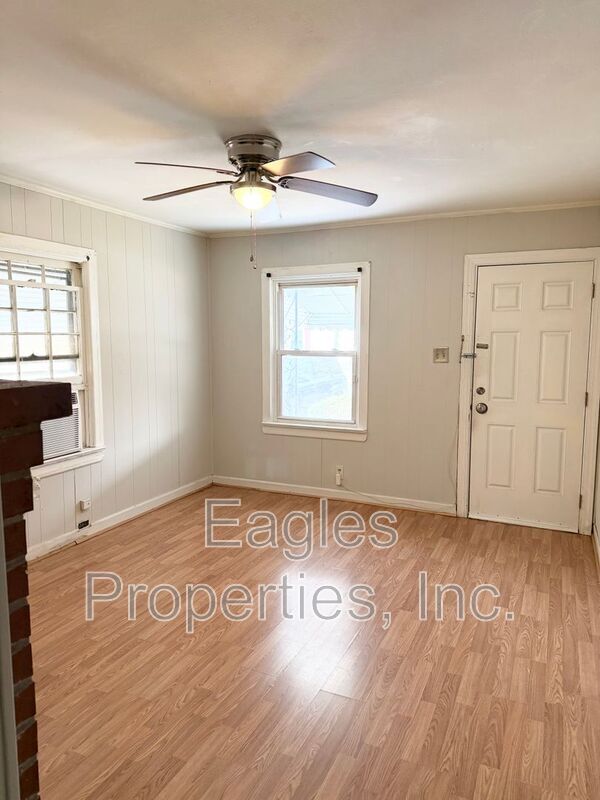 Building Photo - 411 Beale St