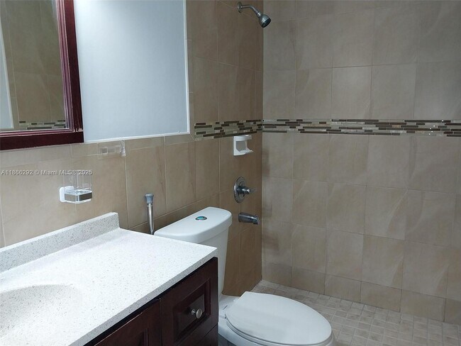 Building Photo - 2424 SW 143rd Pl