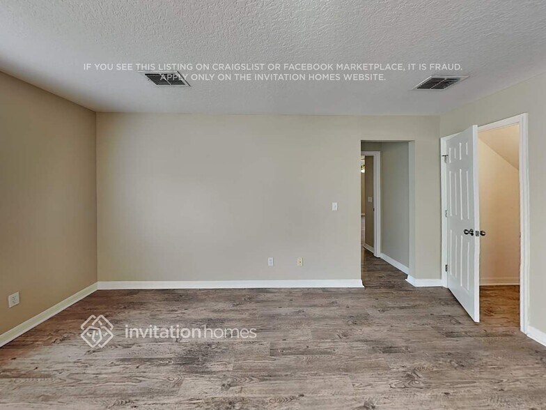 Building Photo - 606 Skyridge Rd