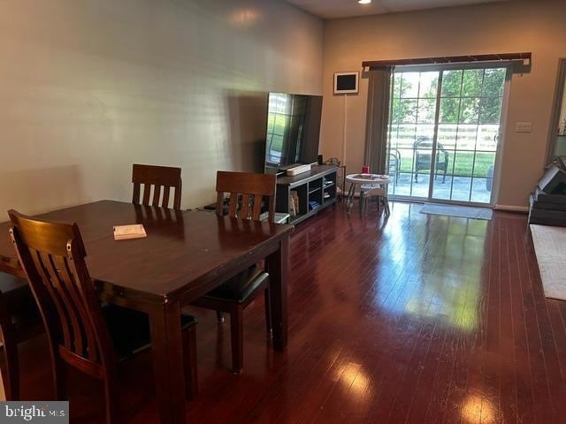 Building Photo - 4438-4400 Riverview Ln