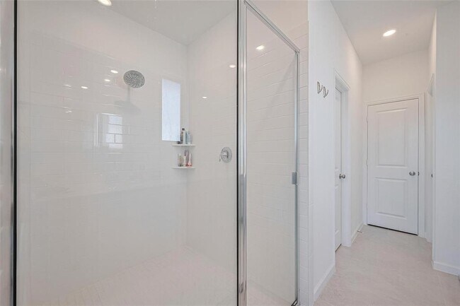 Building Photo - 2430 Dewford Fls Dr