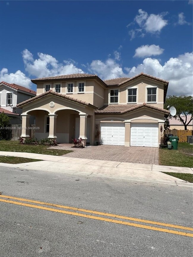 Building Photo - 15389 SW 90th Terrace