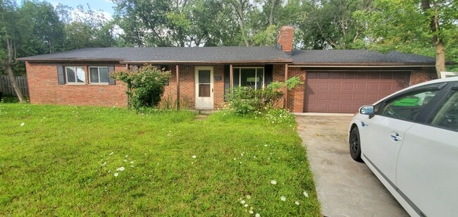 Primary Photo - Charming 3-Bedroom Ranch in Bedford Heights