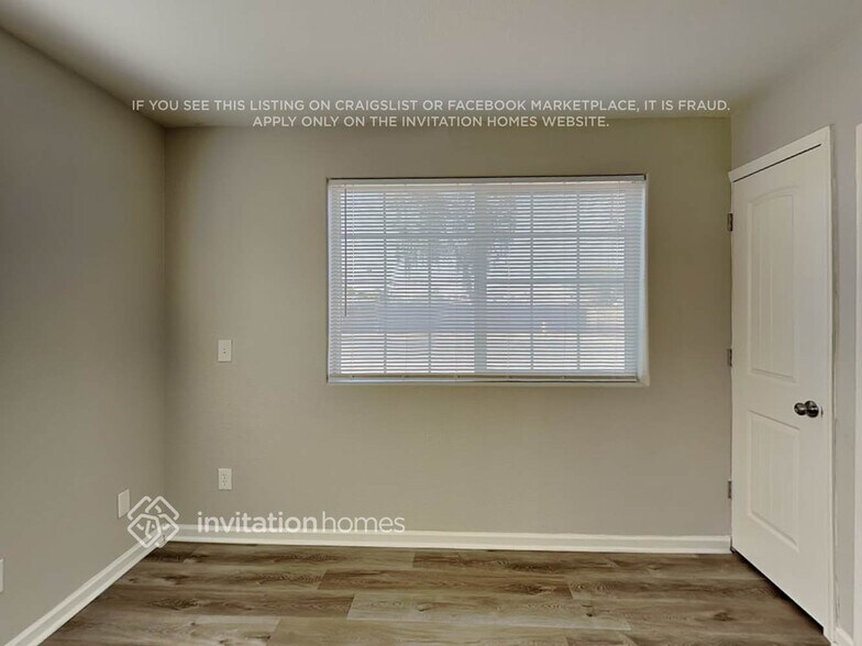 Building Photo - 11027 N 46th Ave