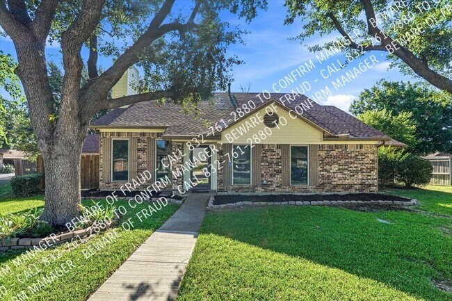 Building Photo - 593 King Cir