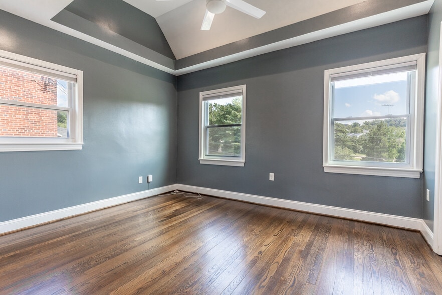Upstairs Bedroom 1-Primary - 3922 E Capitol St NE