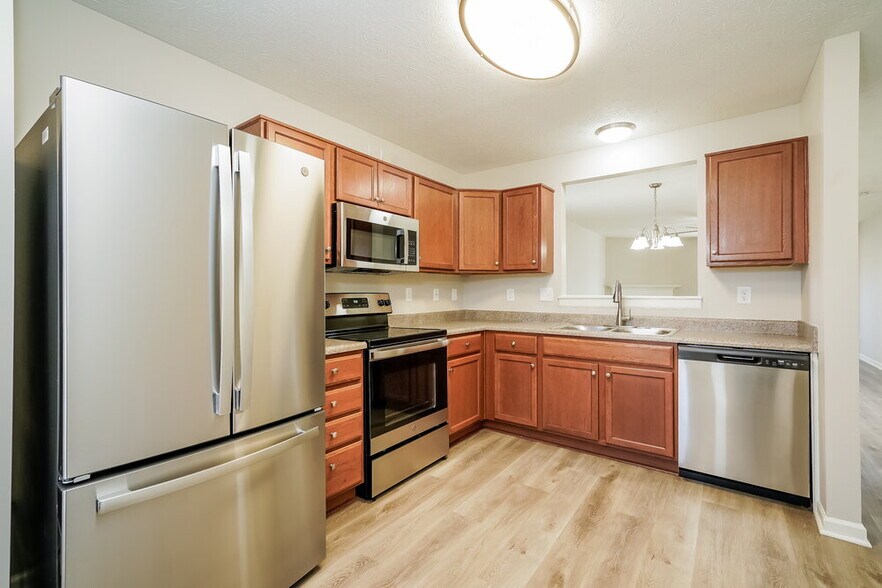 Building Photo - 4629 Plowman Dr