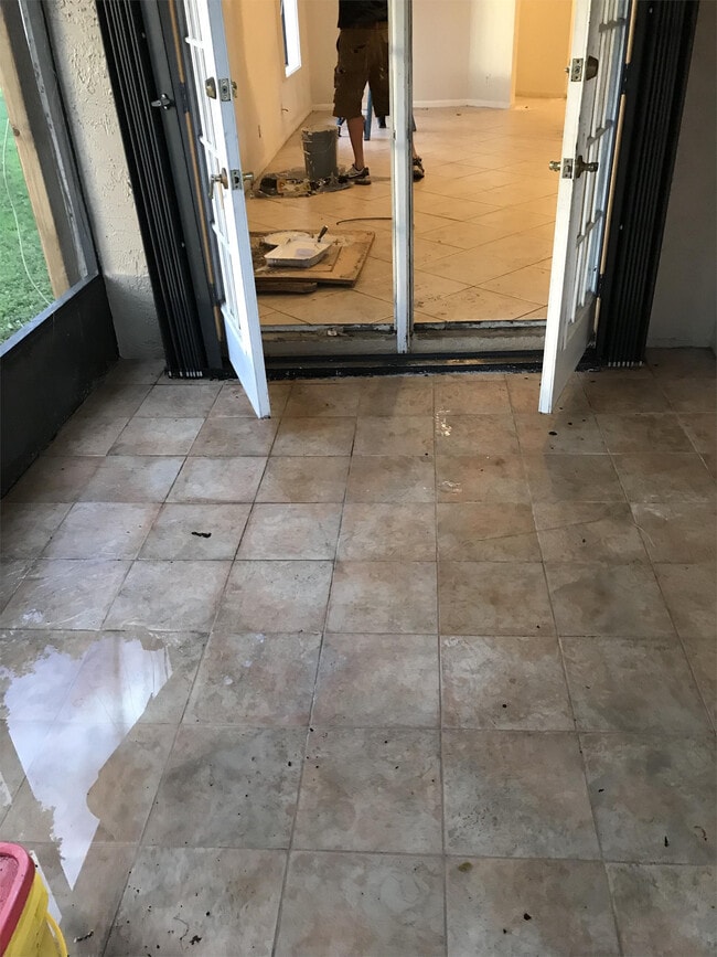 Building Photo - 9926 Watermill Cir